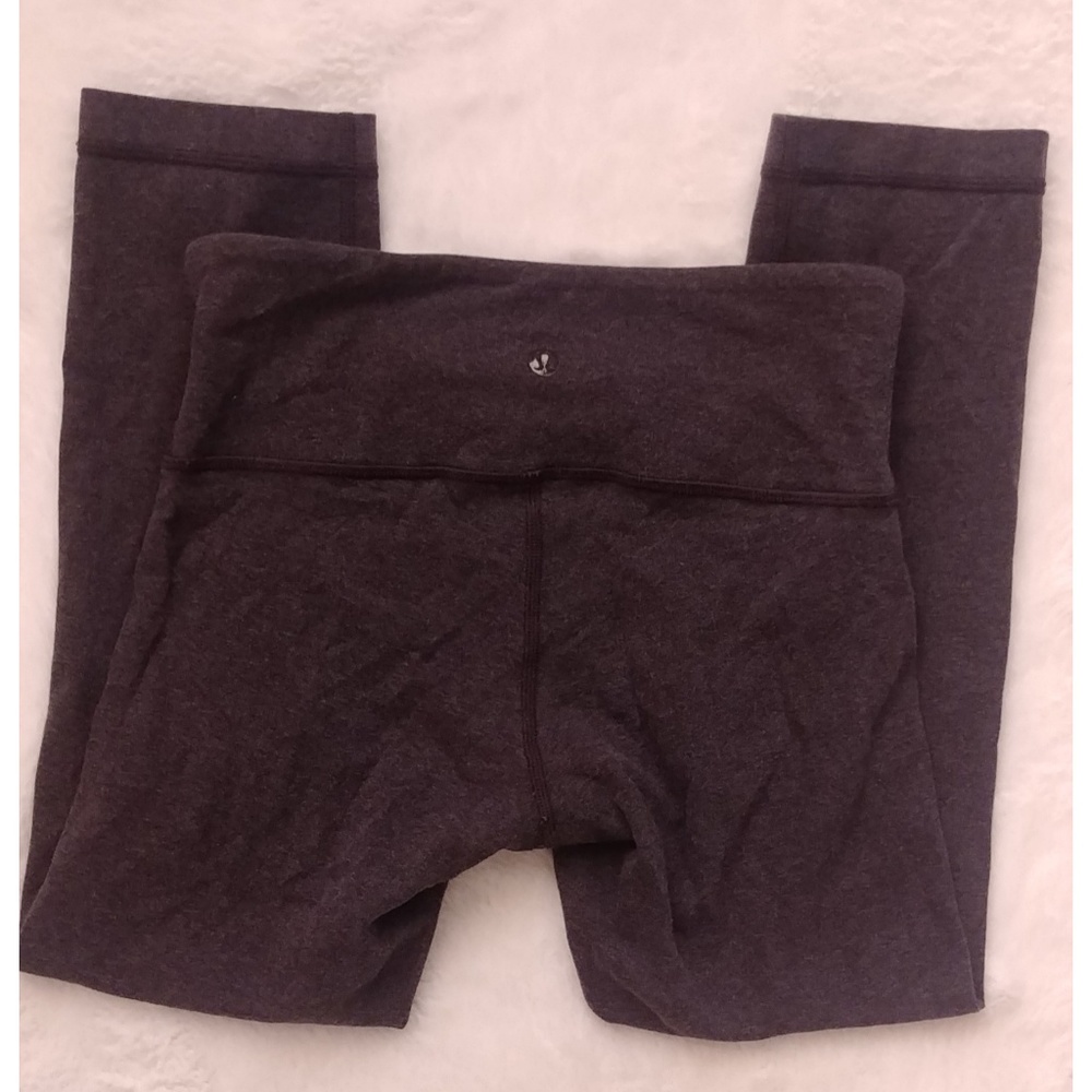 Lululemon organic cotton wunder under crop size 4
